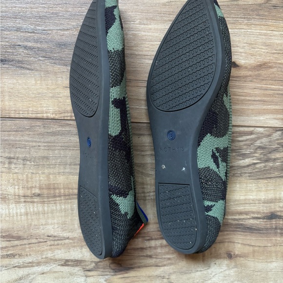 Rothy's The Point Olive Green Camo Ballet Flats Shoes Orange Stripe Size 8 - Picture 2 of 4